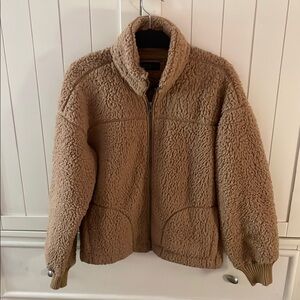 GUC Abercrombie Sherpa jacket size small